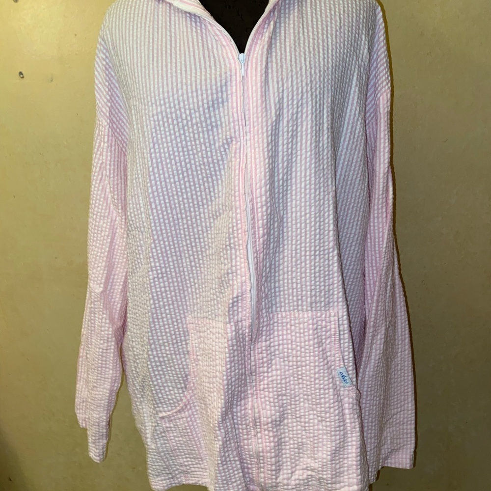 Vtg Chic sear sucker pink bomber jacket